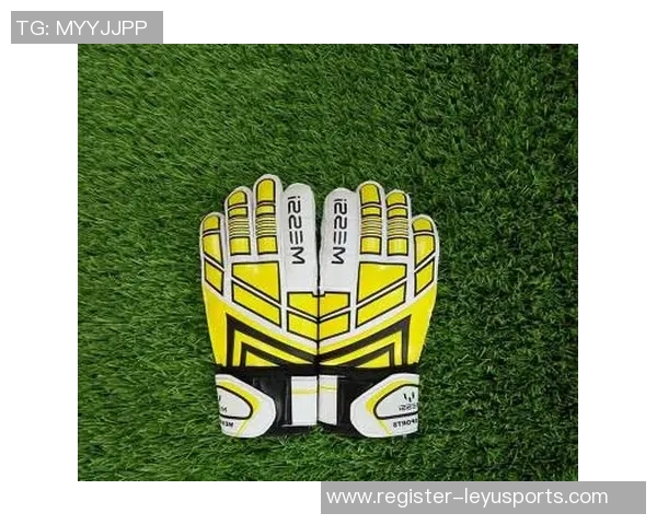 今年运动数据足球装备选购指南如何选择适合你的球拍与配件建议 今年运动数据足球装备选购指南如何选择适合你的球拍与配件建议